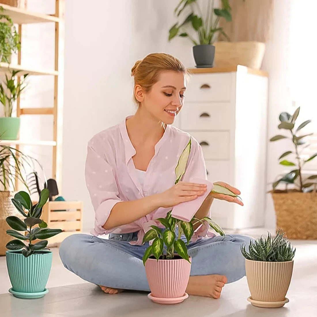 Premium 5-Piece Flower Pot Set with Matching Trays - Image 6