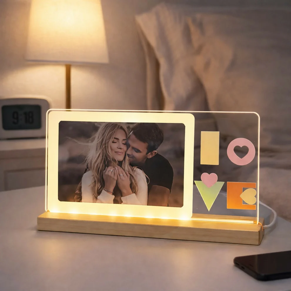 Elegant LED Love Photo Frame Lamp - Natural Wooden Base & Romantic Decor